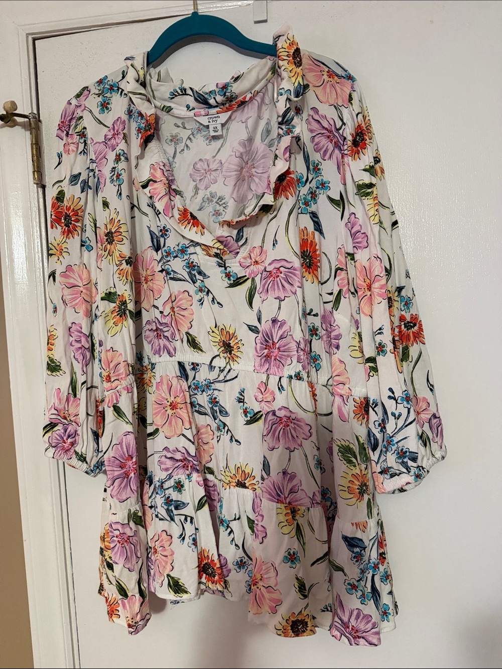 Crown and Ivy 2X babydoll top
